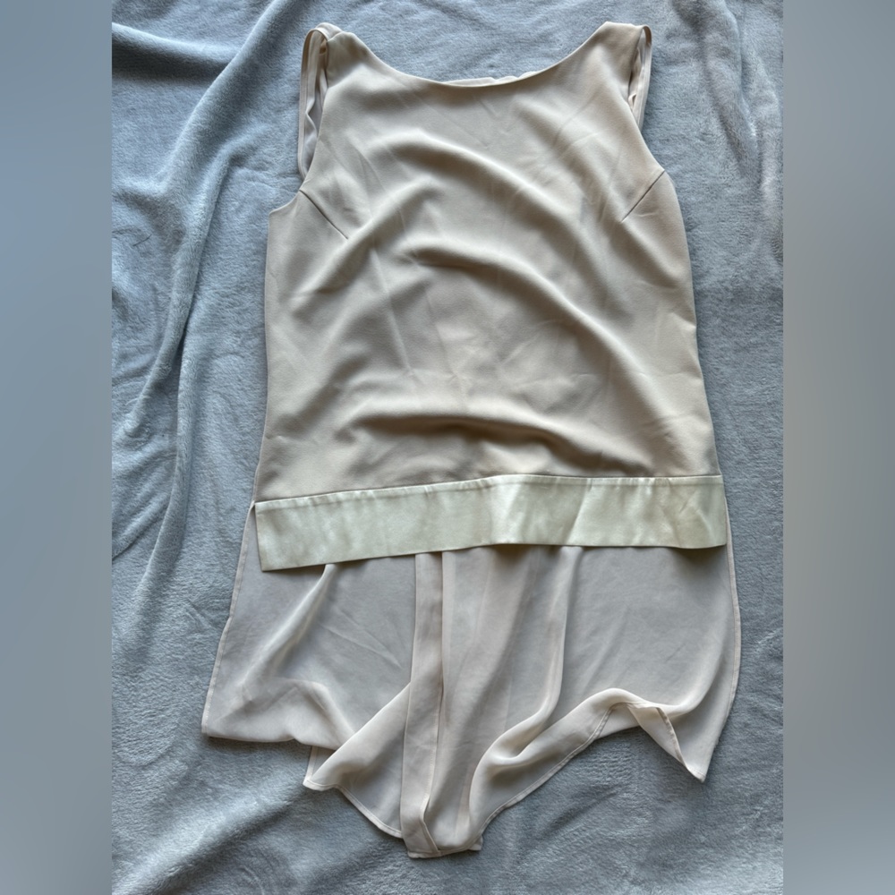 Créeme Beige Color Silk blouse. Size L